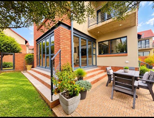 3 BEDROOM TOWNHOUSE FOR SALE IN WILD OLIVE ESTATE